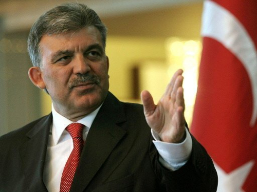 11. Cumhurbaşkanı Abdullah Gül'den Yalan Haber Açıklaması